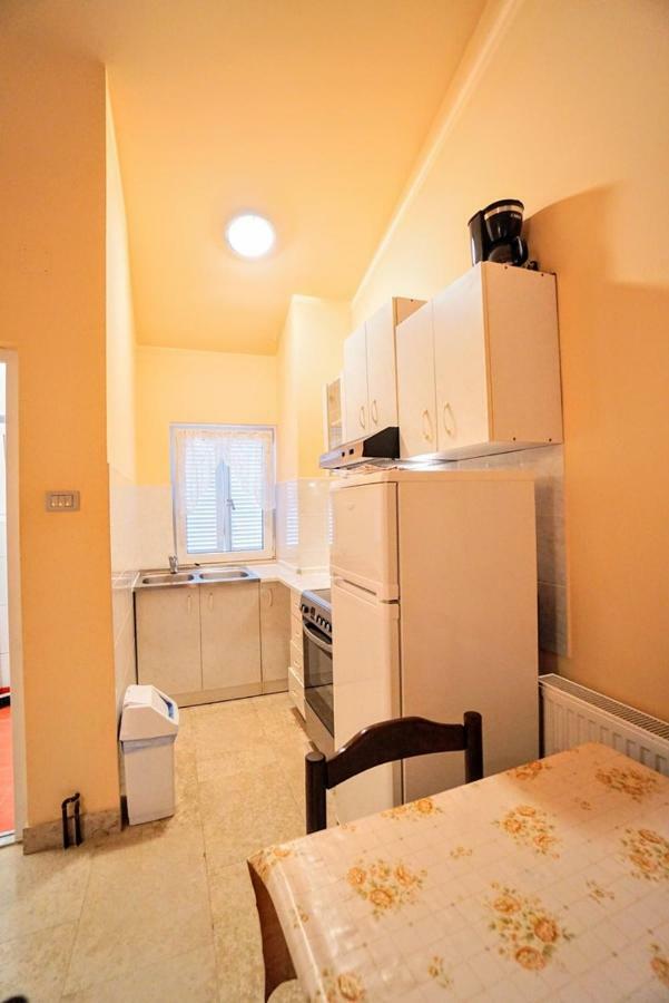 Apartments Branka Zambratija  Extérieur photo